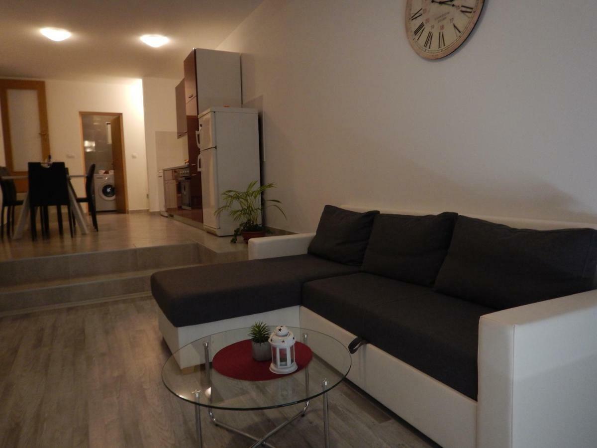 Apartman Ivankovic*** Pula Exterior photo